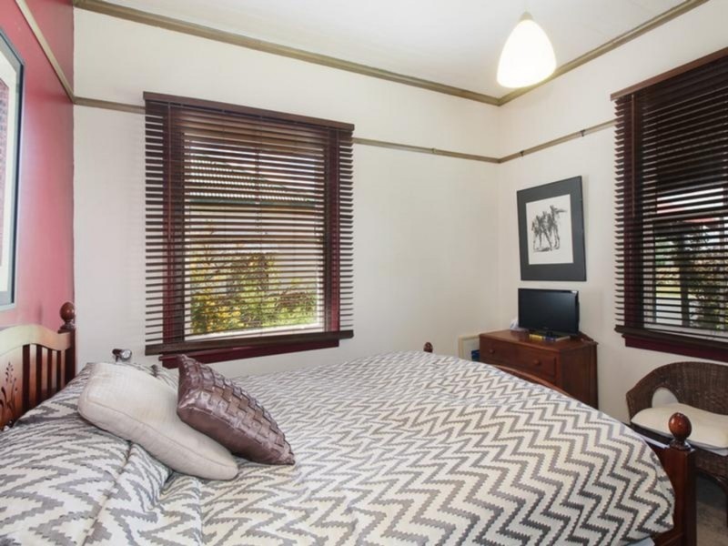 124 Douglas Street, Armidale NSW 2350