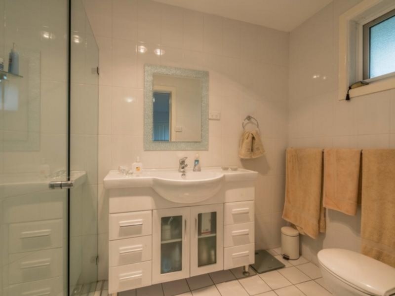 2 Catherine Street, Armidale NSW 2350