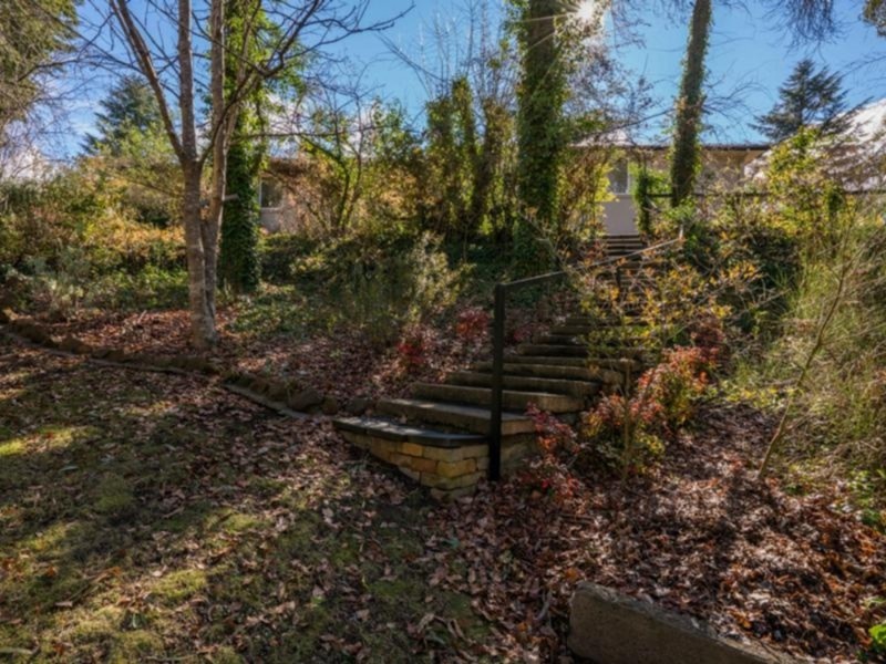 2 Catherine Street, Armidale NSW 2350