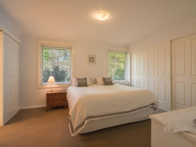 2 Catherine Street, Armidale NSW 2350