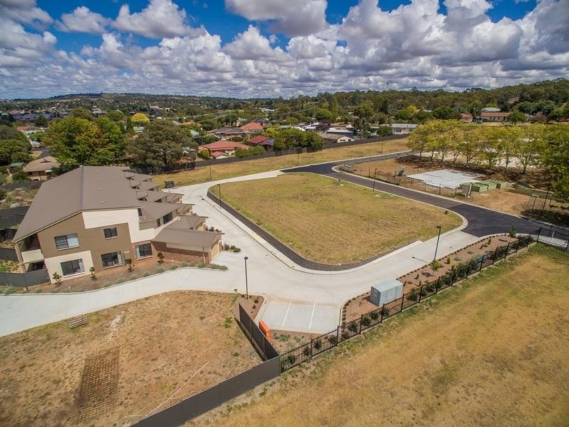 22-24 Freeman Crescent, Armidale NSW 2350
