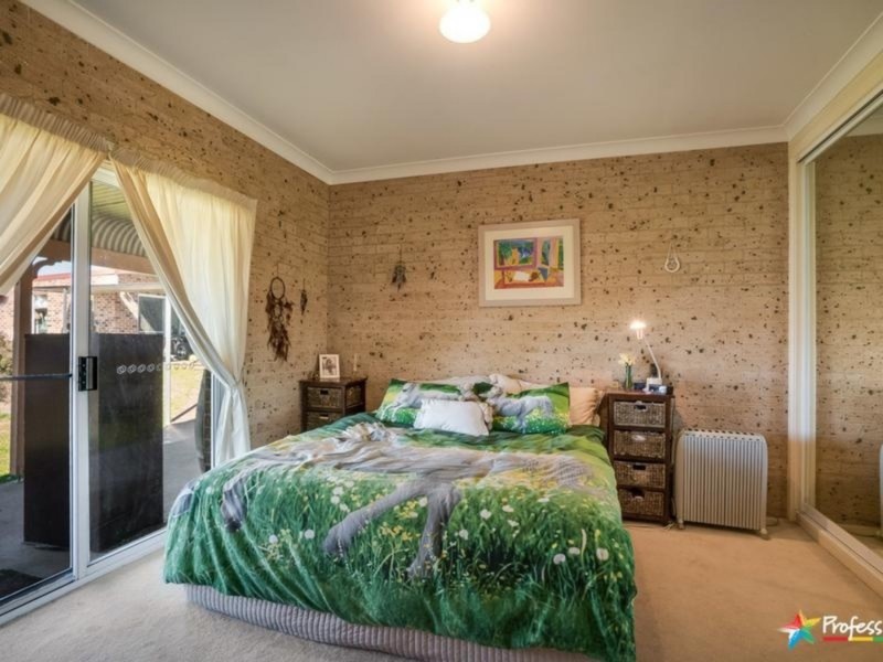 66 Milne Road, Armidale NSW 2350