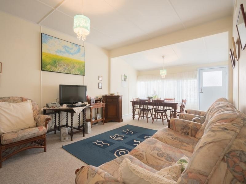 66 Milne Road, Armidale NSW 2350