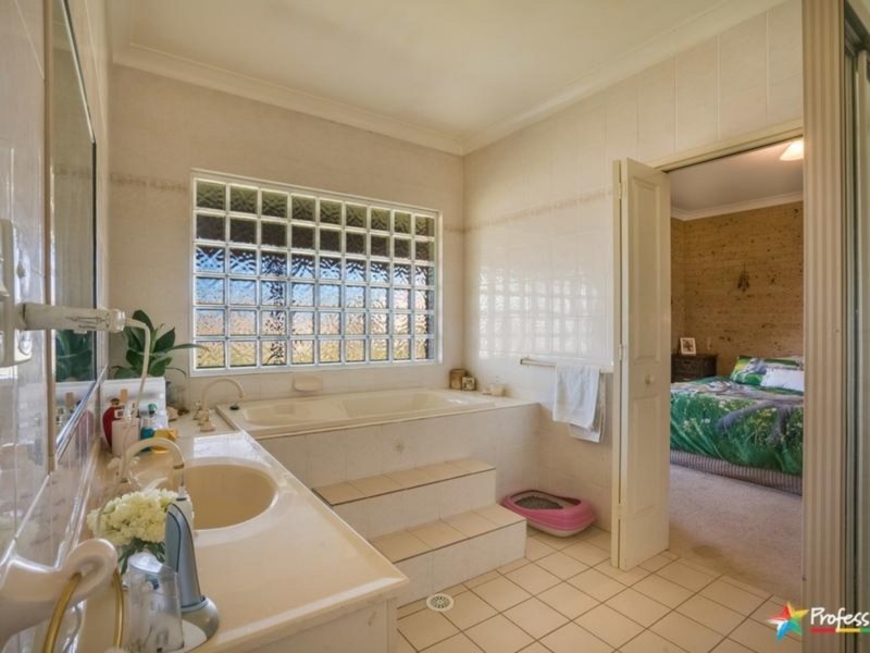 66 Milne Road, Armidale NSW 2350