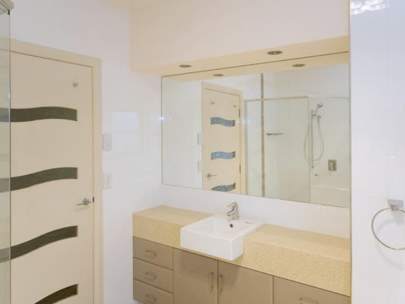 2/2 Illallangi Close, Armidale NSW 2350