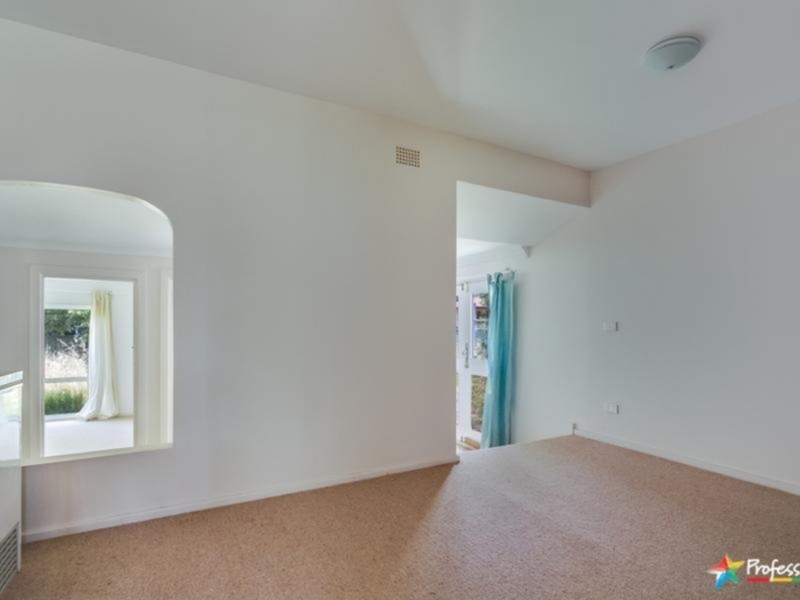 1 McIntosh Crescent, Armidale NSW 2350