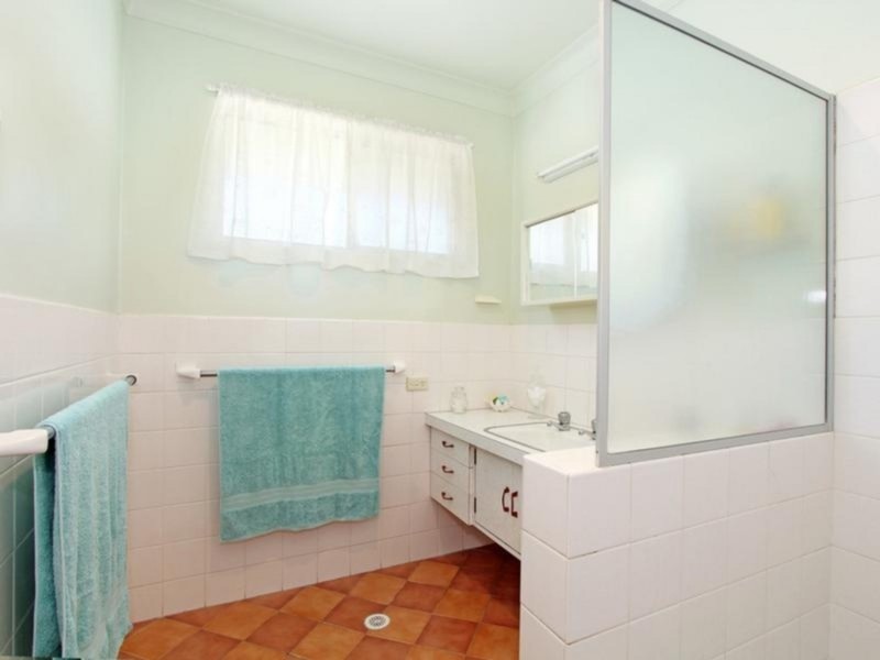 9 McShane Avenue, Armidale NSW 2350