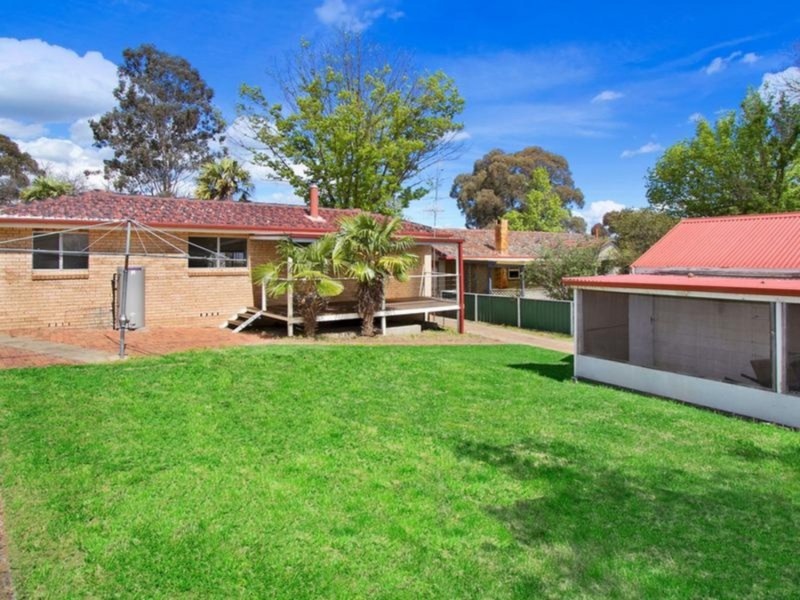 4 Mayfield Avenue, Armidale NSW 2350