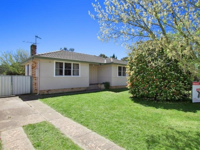 36 Golgotha Street, Armidale NSW 2350