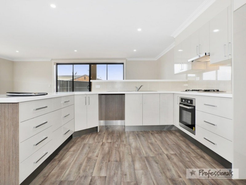 11B/22 Freeman Crescent, Armidale NSW 2350