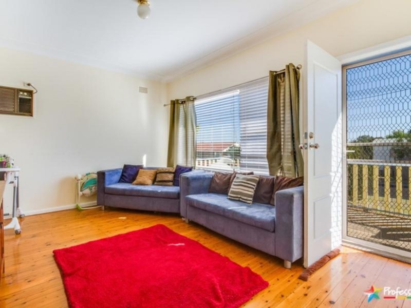 2A James Avenue, Armidale NSW 2350