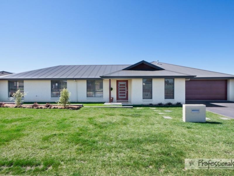 12 Netherton Park Avenue, Armidale NSW 2350