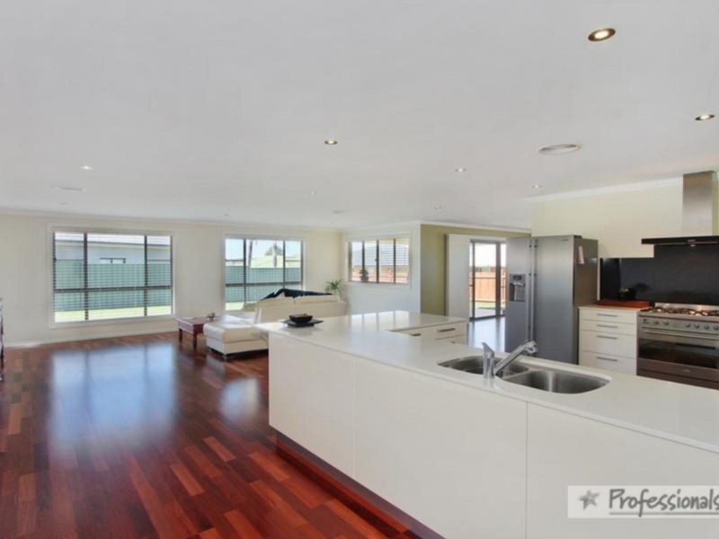12 Netherton Park Avenue, Armidale NSW 2350