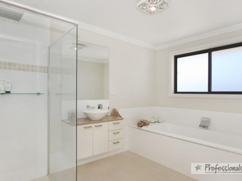 12 Netherton Park Avenue, Armidale NSW 2350