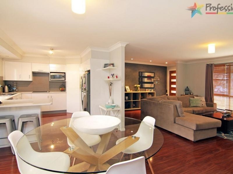 69 Macdonald Drive, Armidale NSW 2350