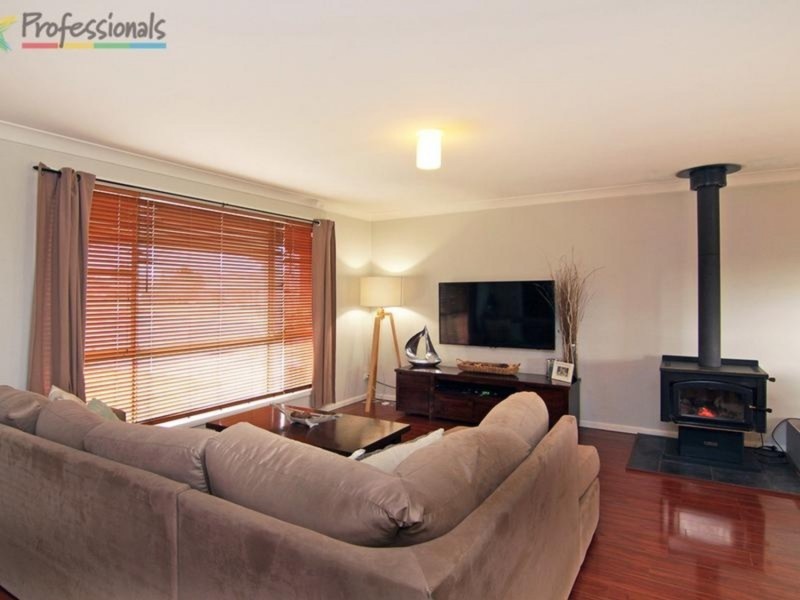 69 Macdonald Drive, Armidale NSW 2350