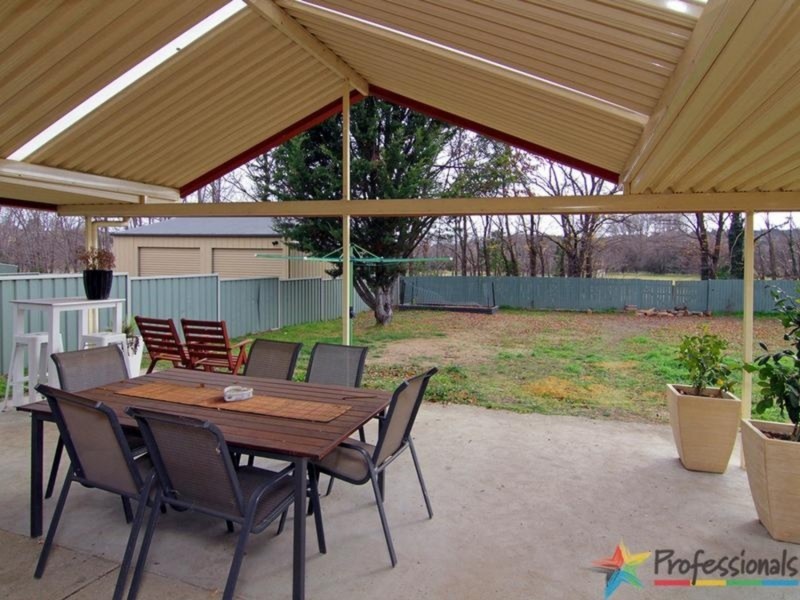 69 Macdonald Drive, Armidale NSW 2350