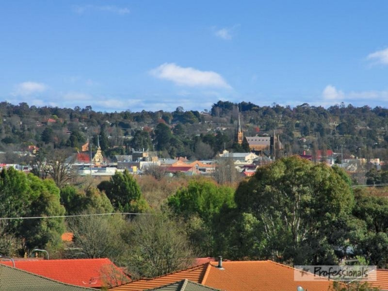 71 Box Hill Drive, Armidale NSW 2350