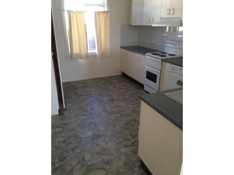 96 Golgotha Street, Armidale NSW 2350