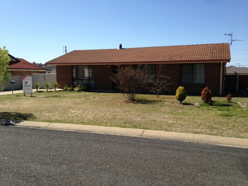 3 Pointsfield Place, Armidale NSW 2350