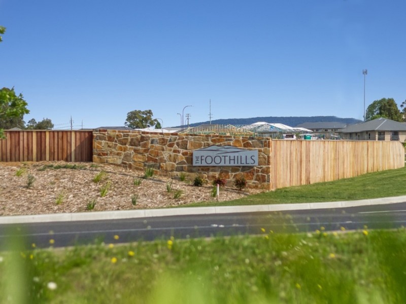 608 The Foothills Estate, Armidale NSW 2350
