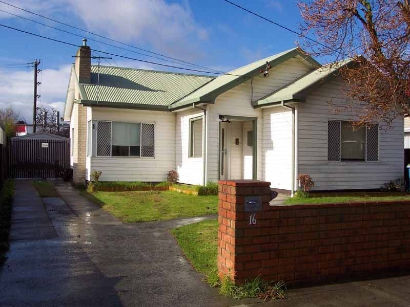 16 King George Parade, Dandenong VIC 3175