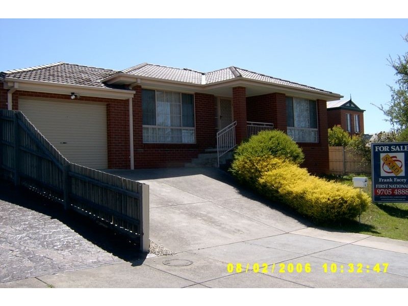 4 Legend  Court, Hallam VIC 3803