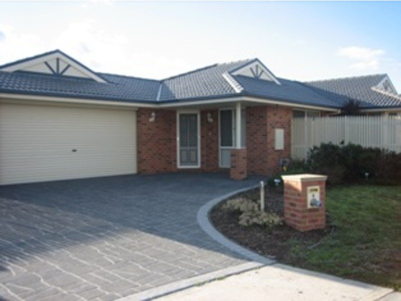 6 Vezelay Court, Narre Warren South VIC 3805