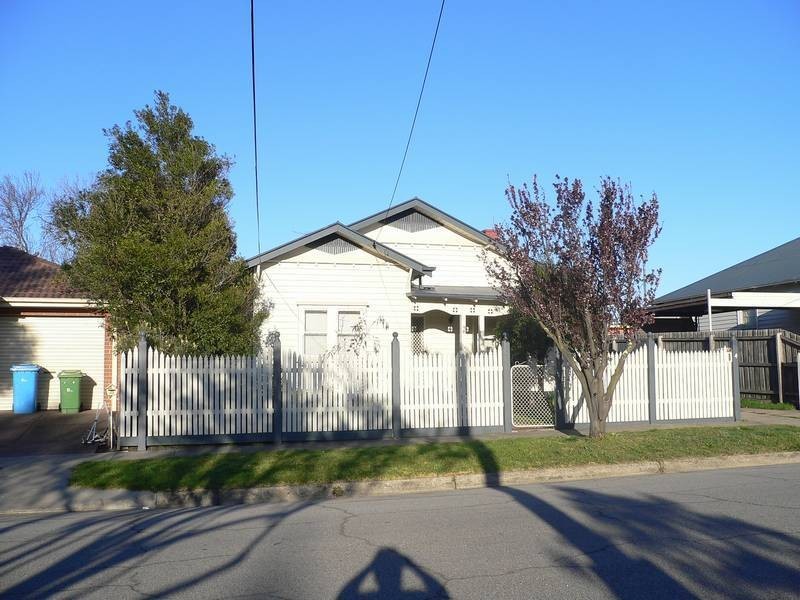 4 Orgill Street, Dandenong VIC 3175