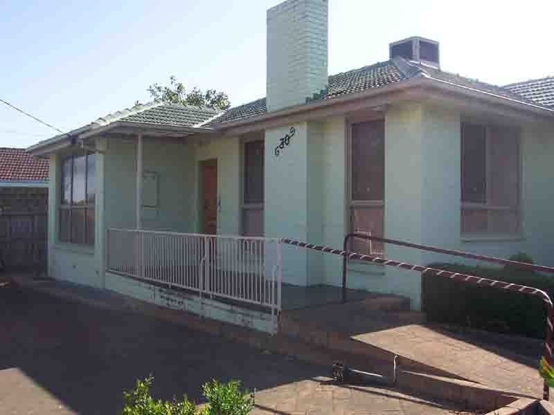 30 Suzanne Street, Dandenong VIC 3175
