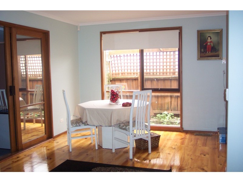 4 Corran Court, Endeavour Hills VIC 3802