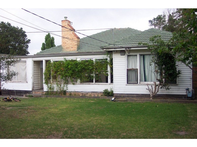 4 Florence Court, Dandenong VIC 3175