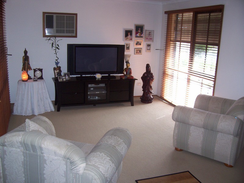 25 Hyssop Drive, Hallam VIC 3803