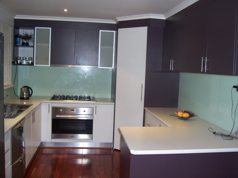 4 Debbie Close, Doveton VIC 3177