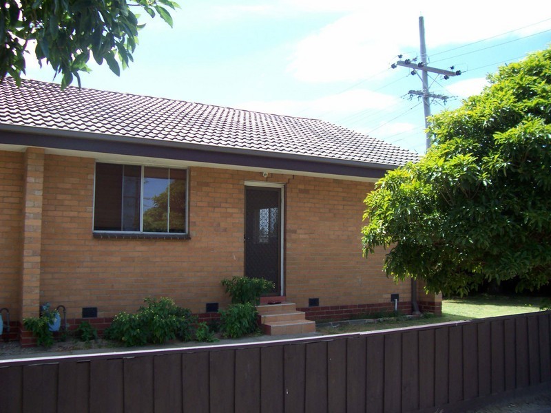 1/76 Hammond Road, Dandenong VIC 3175