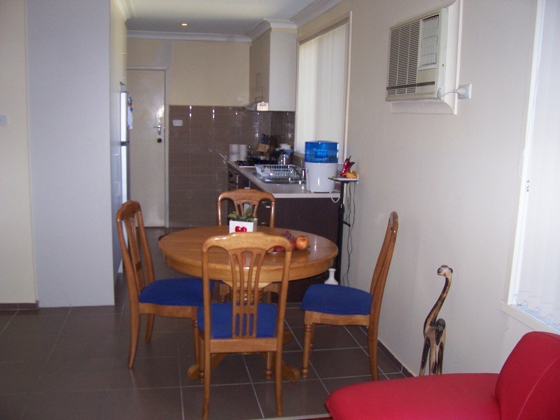 1/76 Hammond Road, Dandenong VIC 3175