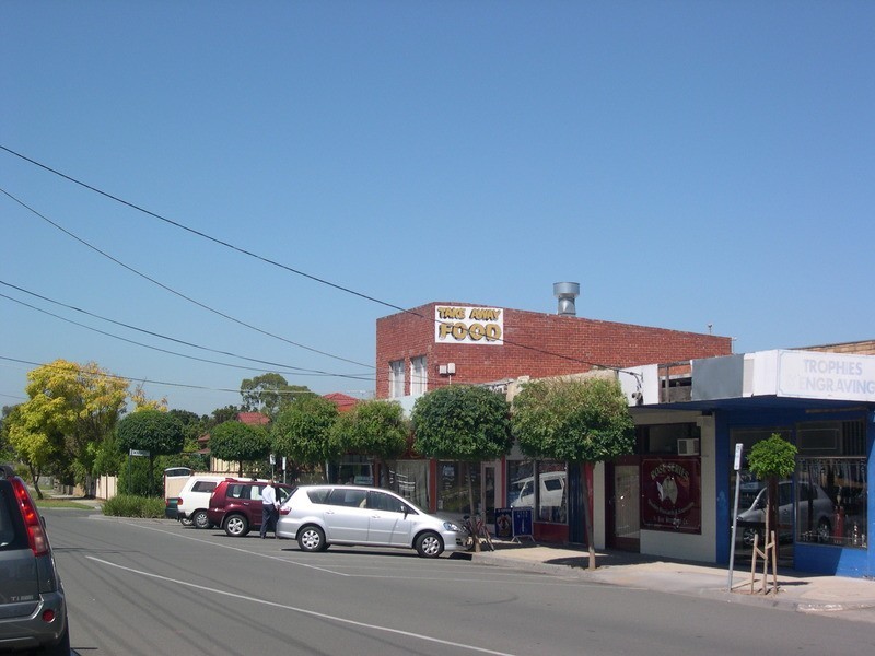 7 Glenwood Avenue, Glen Waverley VIC 3150