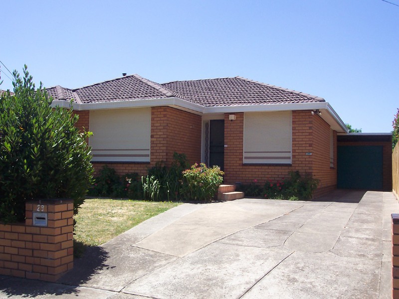 29 Kandra Street, Dandenong North VIC 3175