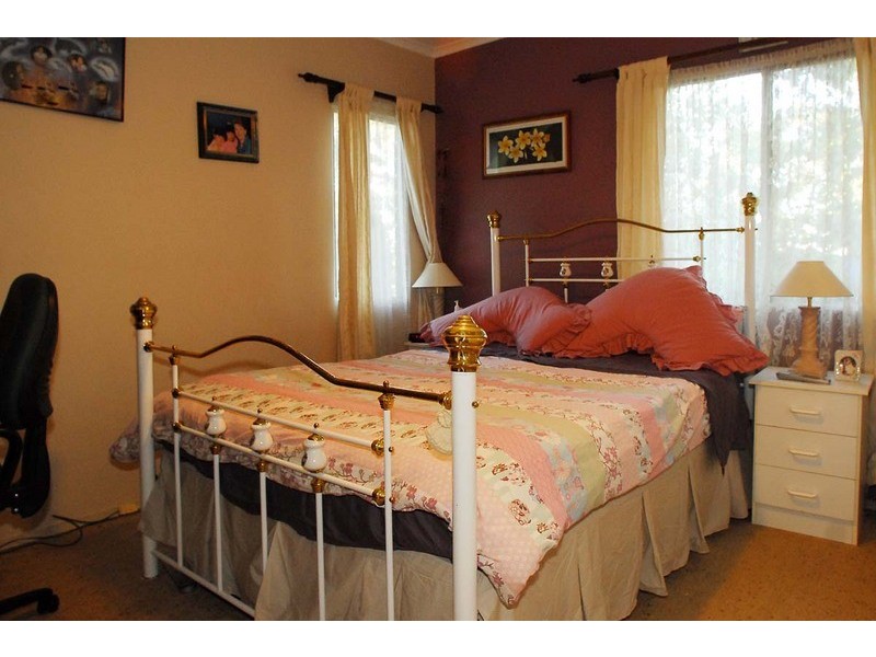 4 Karo Court, Doveton VIC 3177