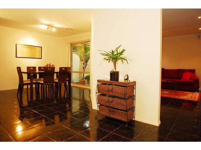 31 Gilmore Crescent, Lynbrook VIC 3975