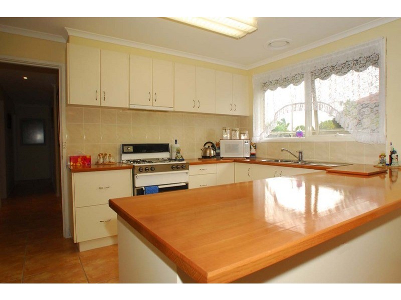 5 Hanbury Court, Keysborough VIC 3173