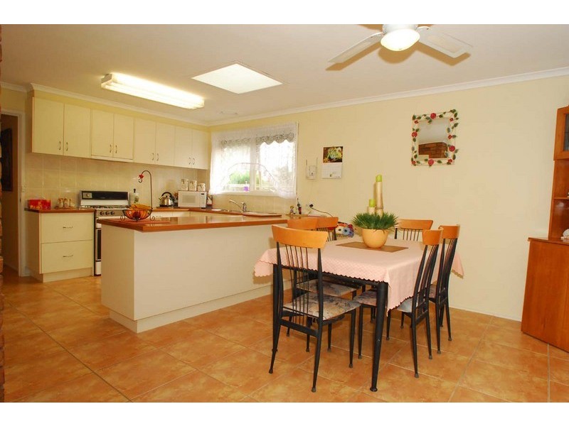 5 Hanbury Court, Keysborough VIC 3173