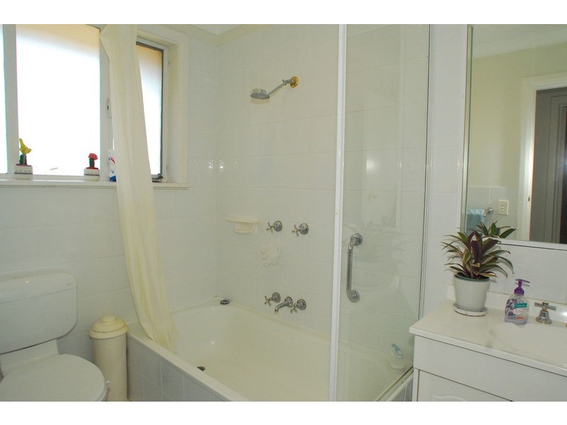 8/8 Leonard Street, Dandenong VIC 3175