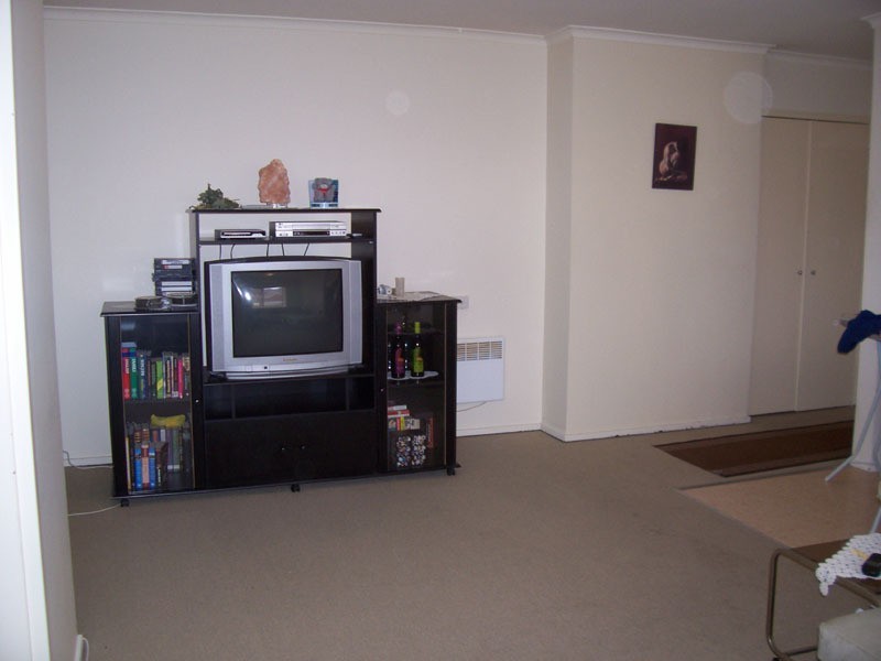 2/16-18 Close Avenue, Dandenong VIC 3175