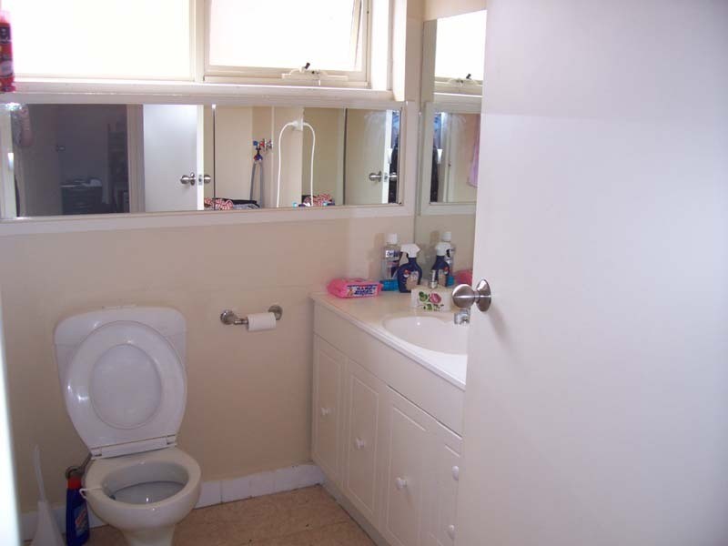 2/16-18 Close Avenue, Dandenong VIC 3175