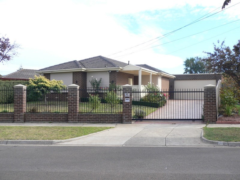 16 Garfield Court, Dandenong North VIC 3175