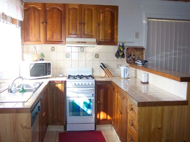 24 Pinewood Avenue, Dandenong North VIC 3175