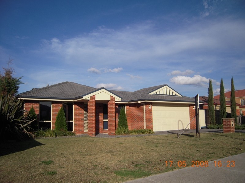 10 Toulouse Terrace, Narre Warren South VIC 3805