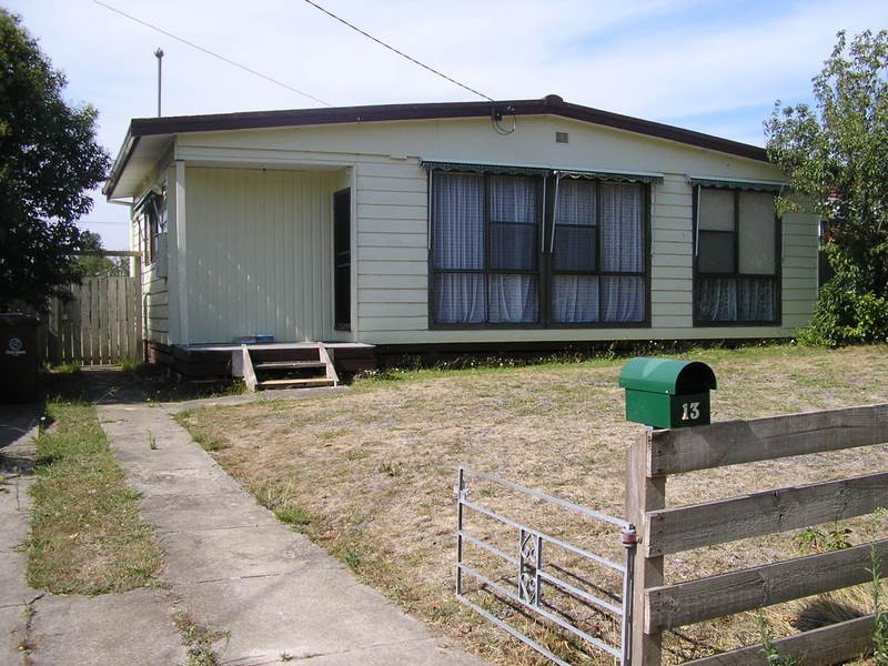 13 Warbla Street, Dandenong North VIC 3175