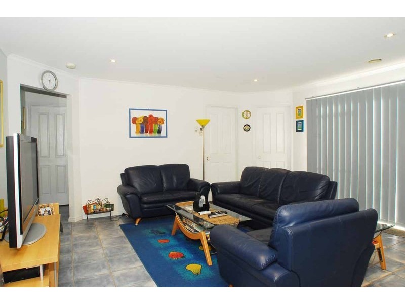 3 Frangipani Close, Endeavour Hills VIC 3802